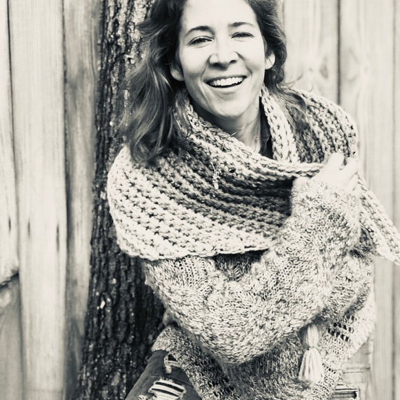 Meet your Posher, Stephanie - Picture 11 of 16